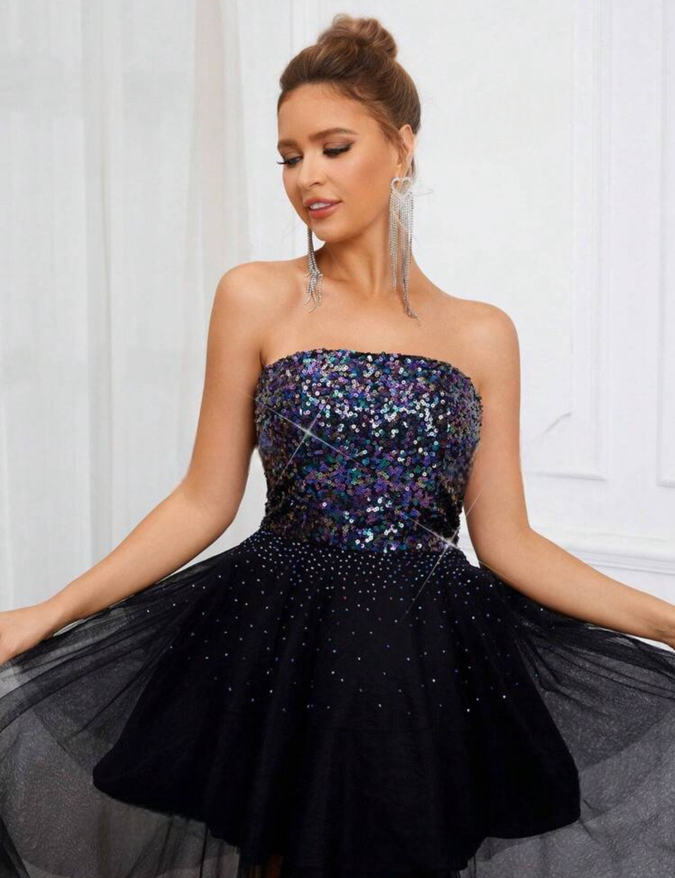 Robe de cérémonie courte avec paillettes