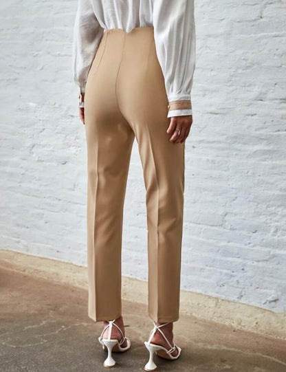 Pantalon élégant jambe droite