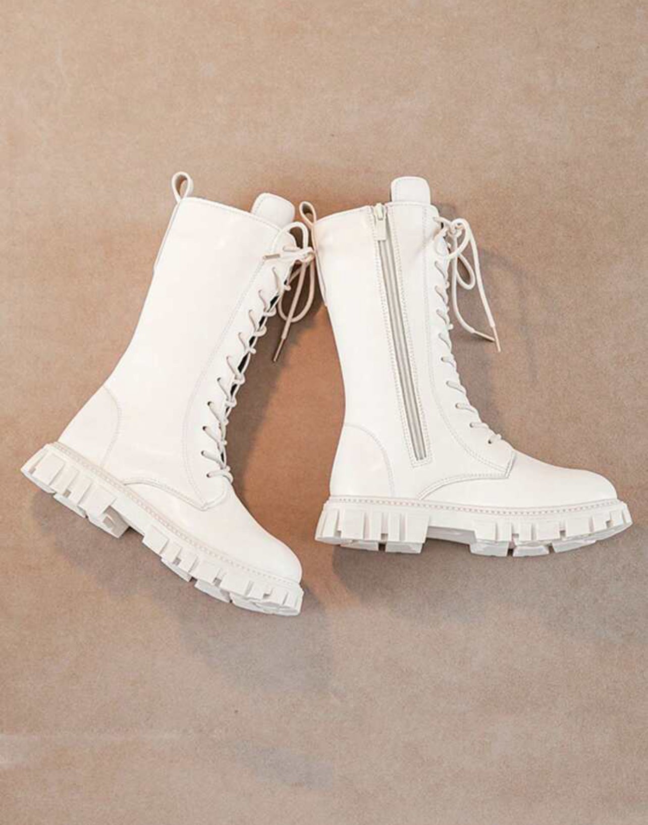 Bottes montantes avec lacet et fermeture éclair