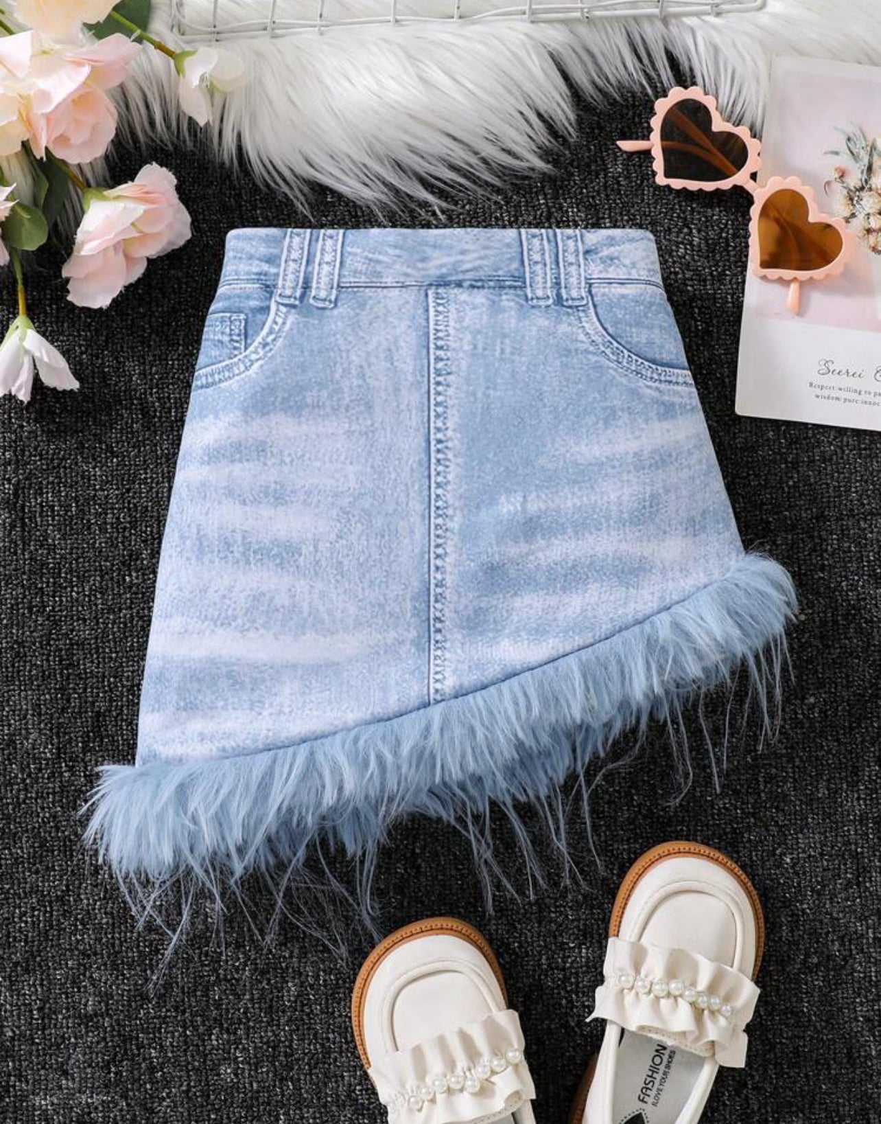 Jupe effet jeans avec détails pelucheux fille