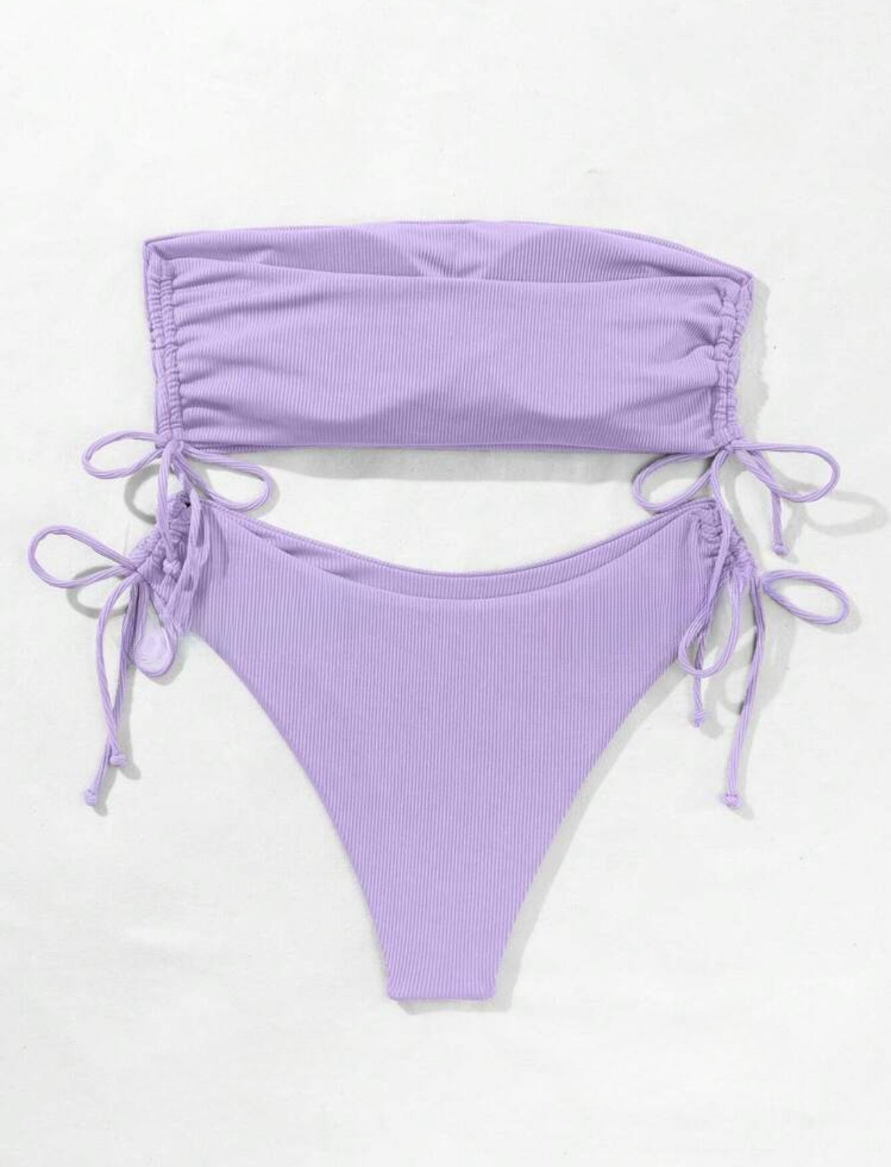 Bikini ensemble bandeau avec cordon de serrage