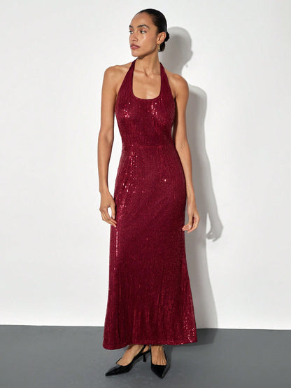 Robe longue et élégante avec détails strass