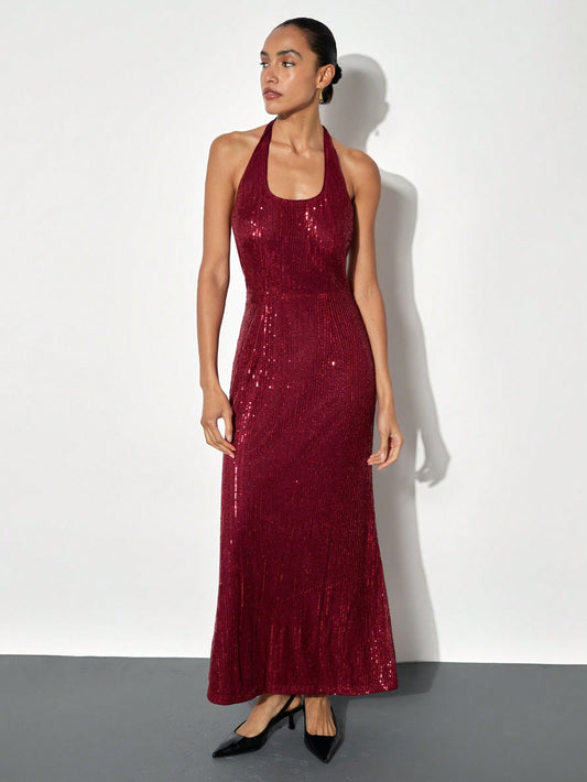 Robe longue et élégante avec détails strass