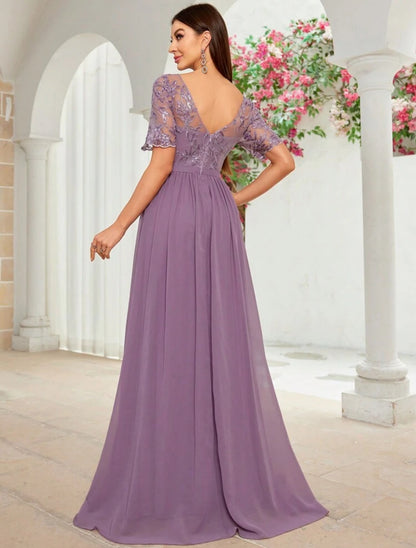 Robe de cérémonie longue avec détails en dentelle