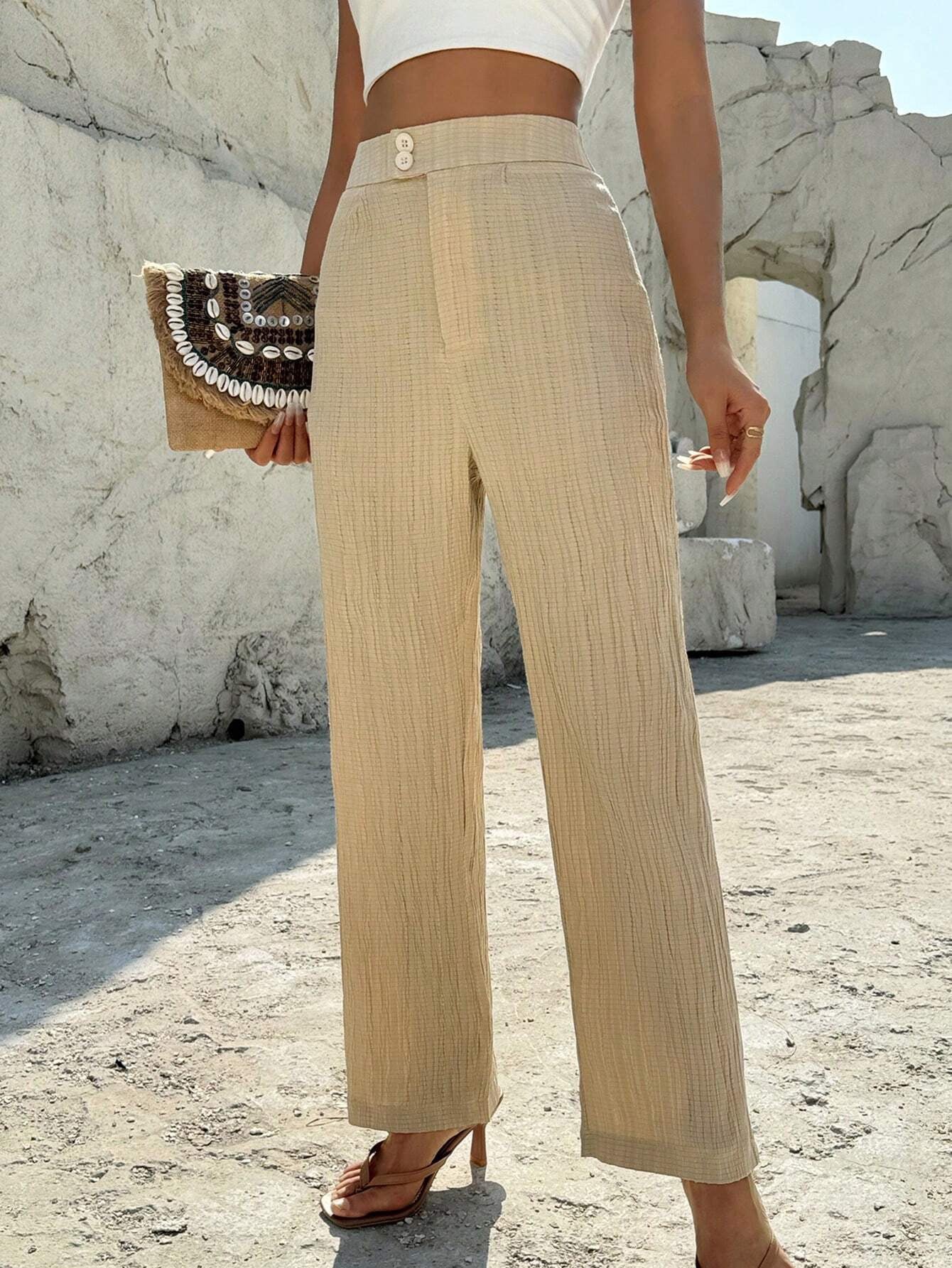 Pantalon avec jambe droite et taille haute