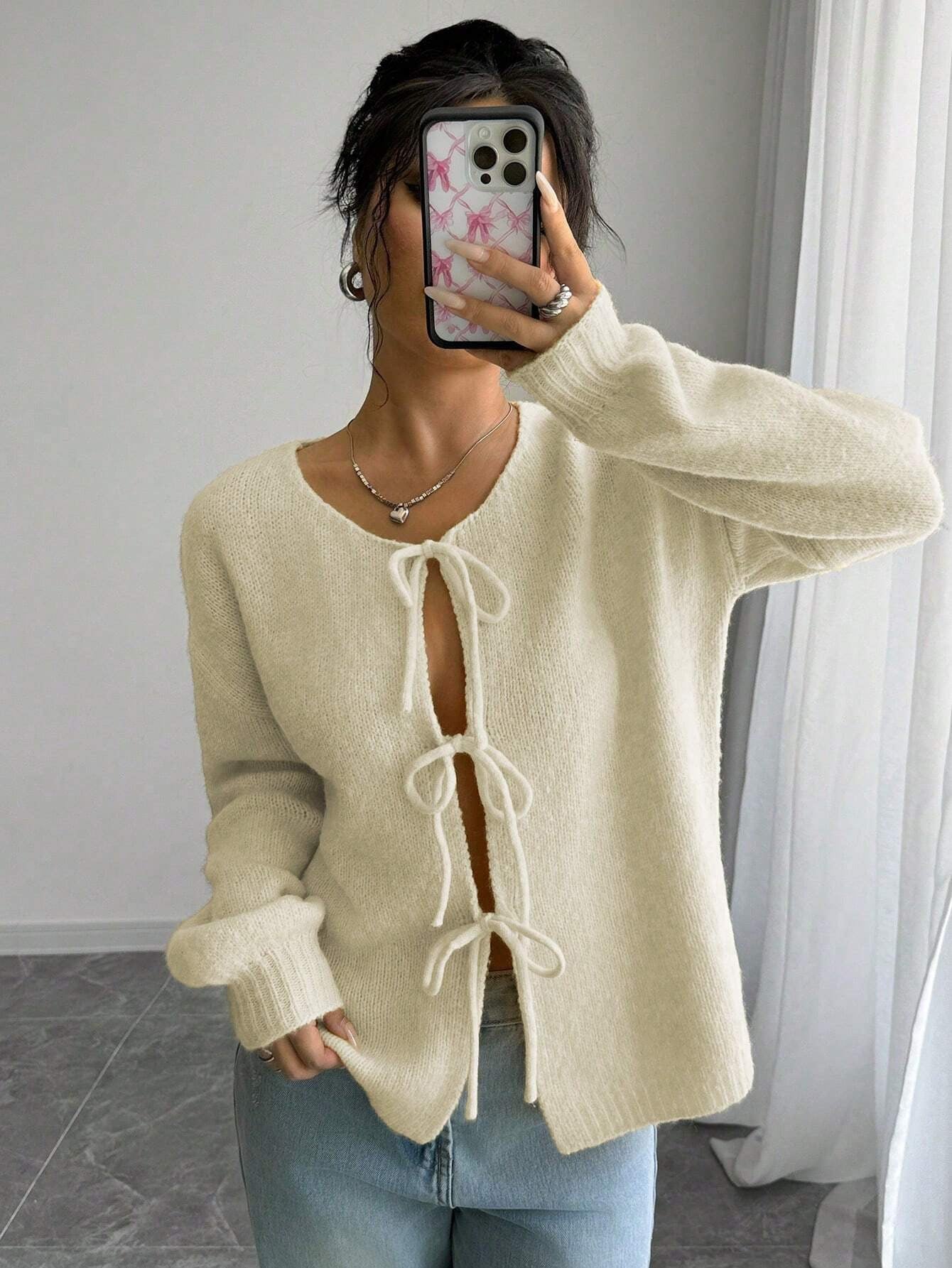 Cardigan élégant pour femme avec cordons