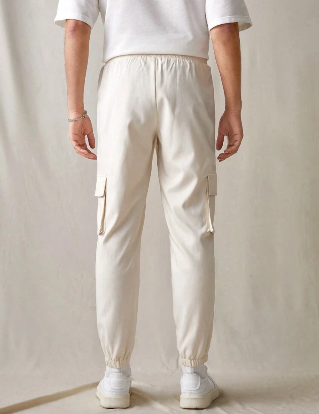 Pantalon décontracté homme avec cordon et chevilles serrées