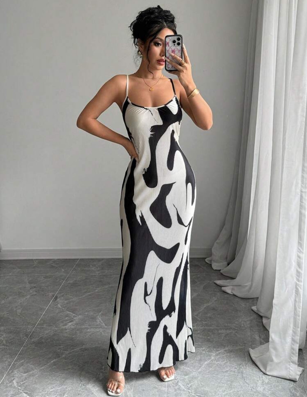 Robe élégante avec dos croisé