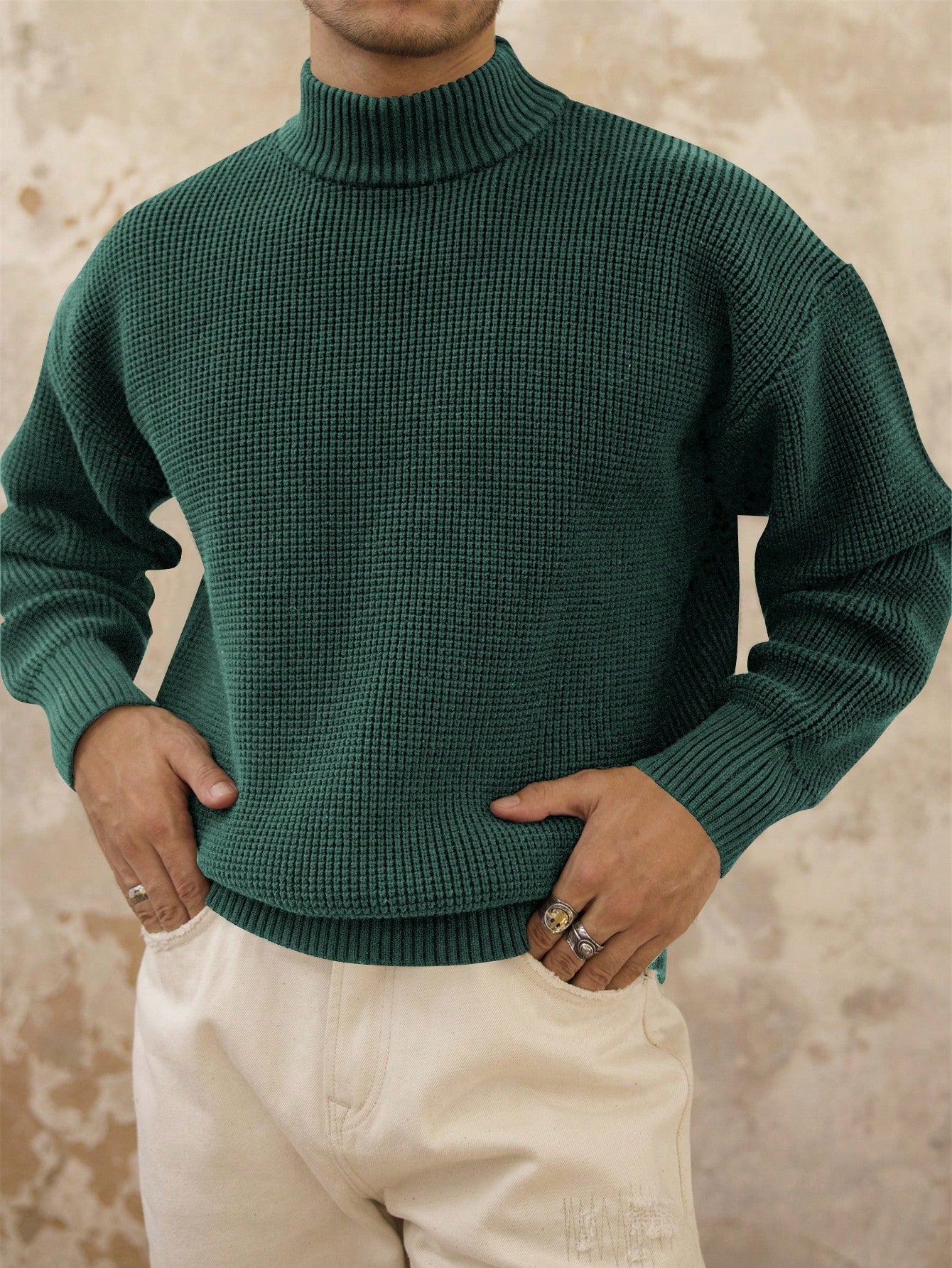 Pull élégant homme avec col montant