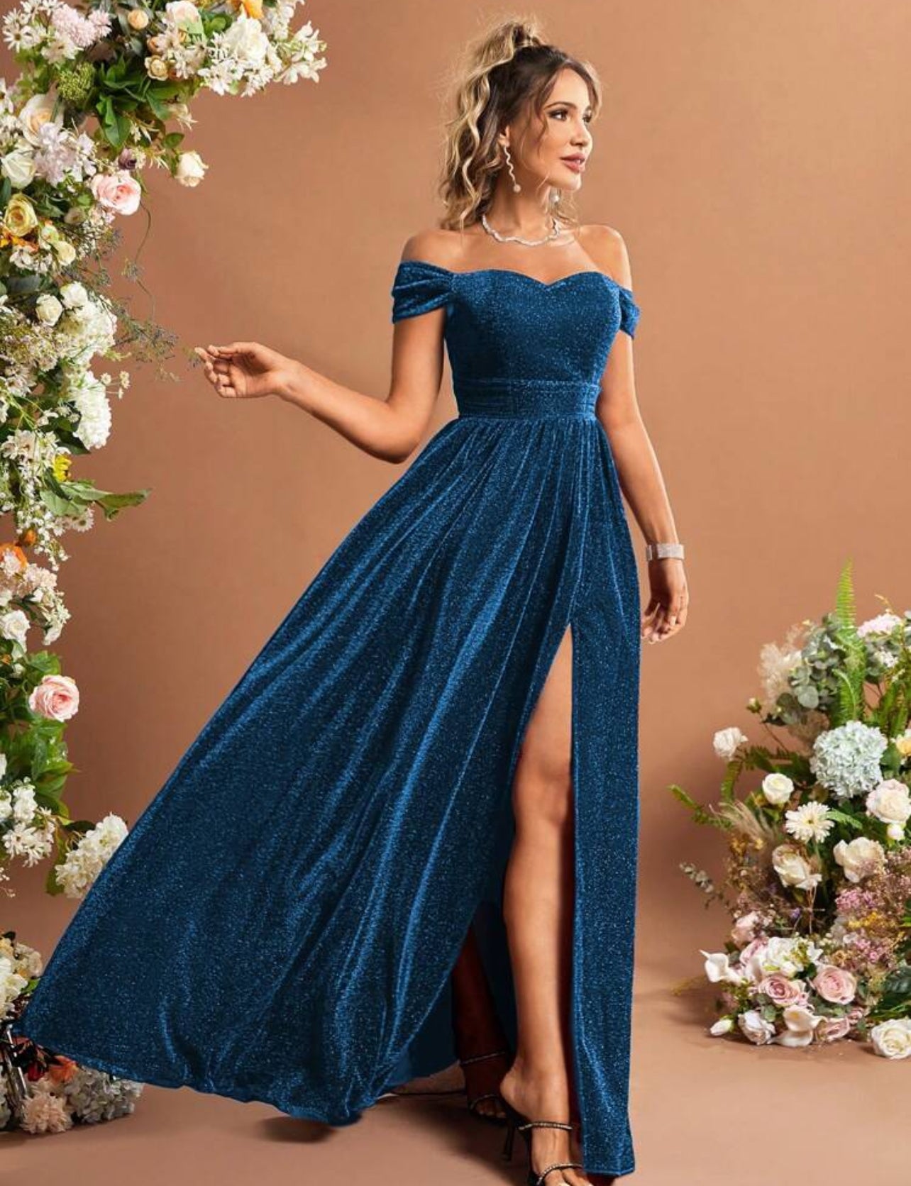 Robe de cérémonie longue avec paillettes