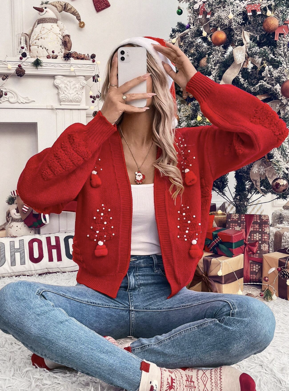 Cardigan élégant avec détails 3d sapins de noël et perles