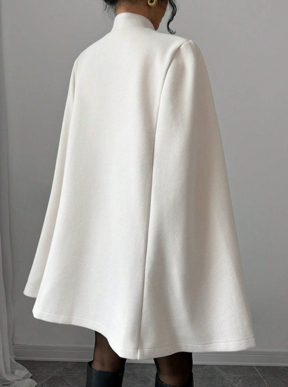 Manteau cape avec boutons style chinois