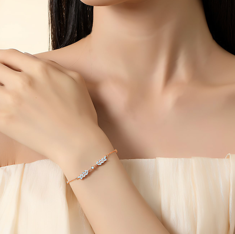 Bracciale in argento con design