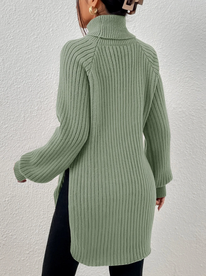 Rollkragenpullover mit Seitenschlitz