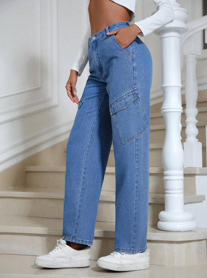 Jeans cargo à taille haute avec jambe droite