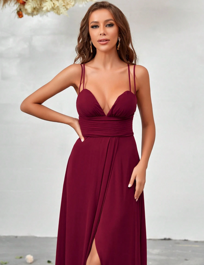 Robe de cérémonie longue avec décolleté et fente