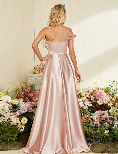 Formelles Kleid mit Stufensaum