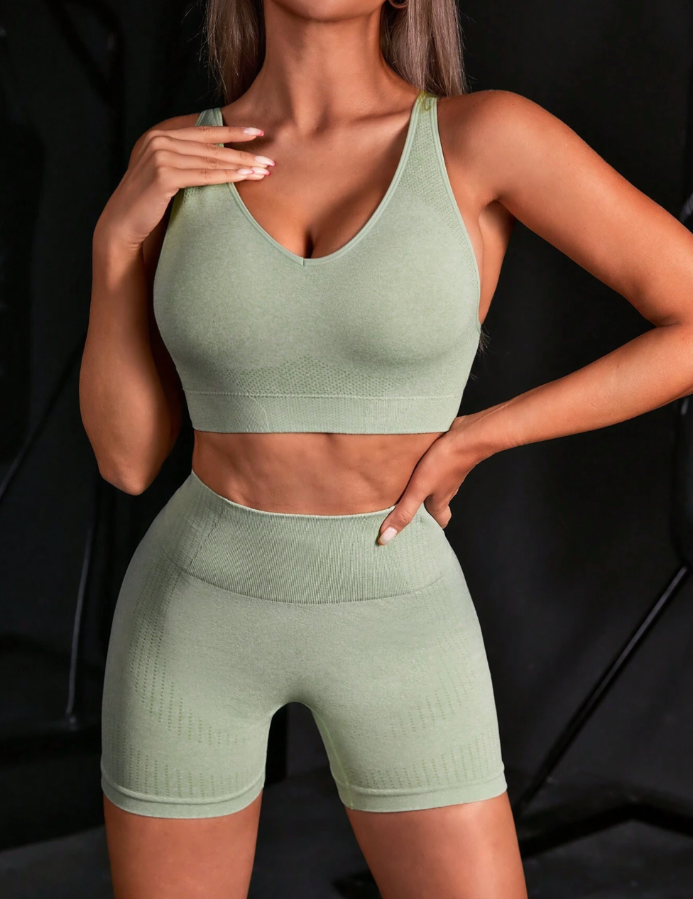 Ensemble de sport brassière et short legging