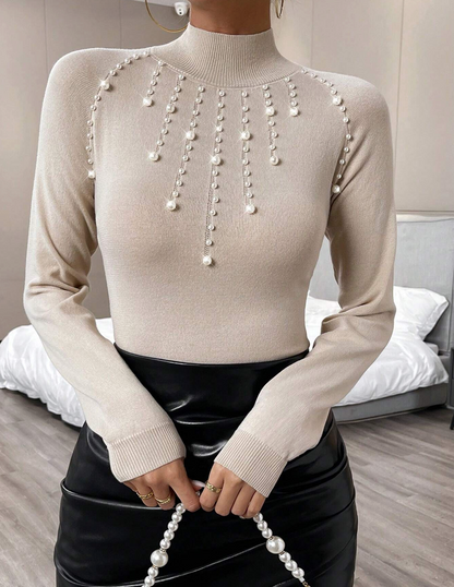 Pull avec col montant en perles