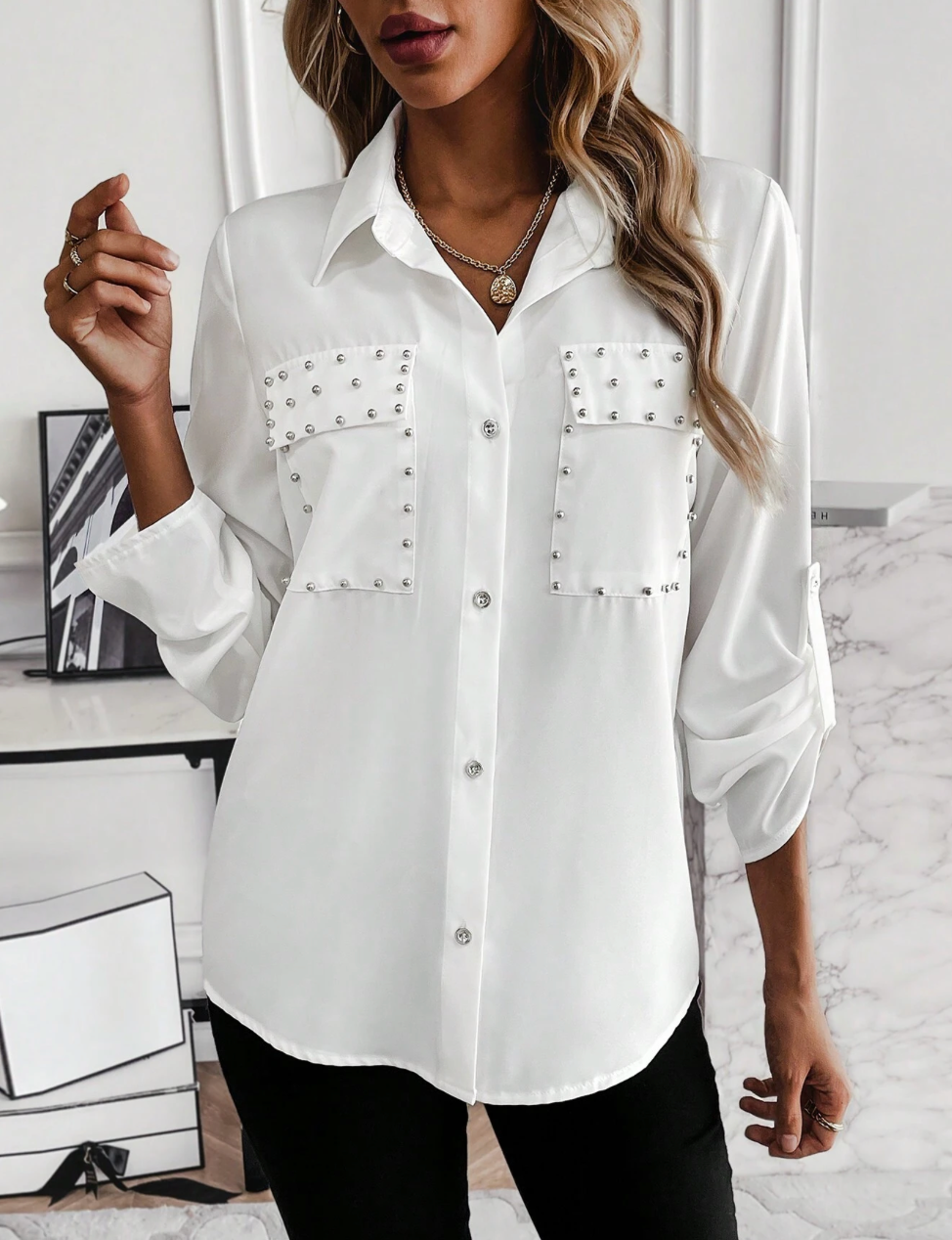 Chemise élégante avec détails perles