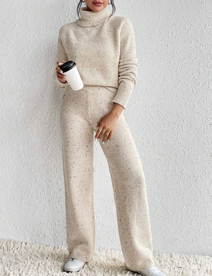 Ensemble pull col roulé et pantalon