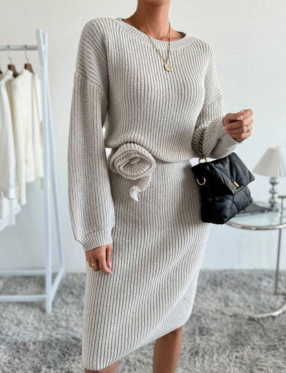 Robe pull avec application de fleur