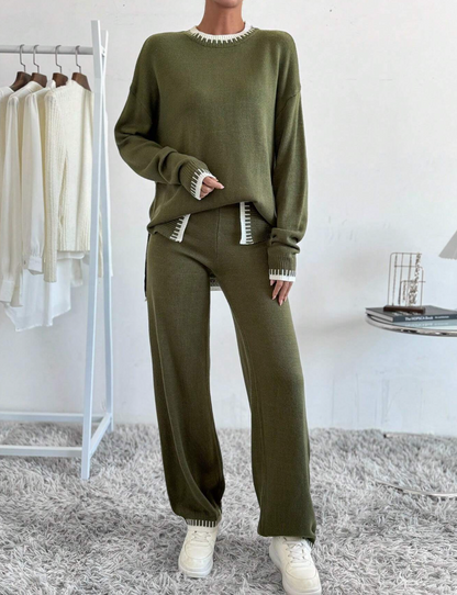 Ensemble pull et pantalon avec ourlet contrasté