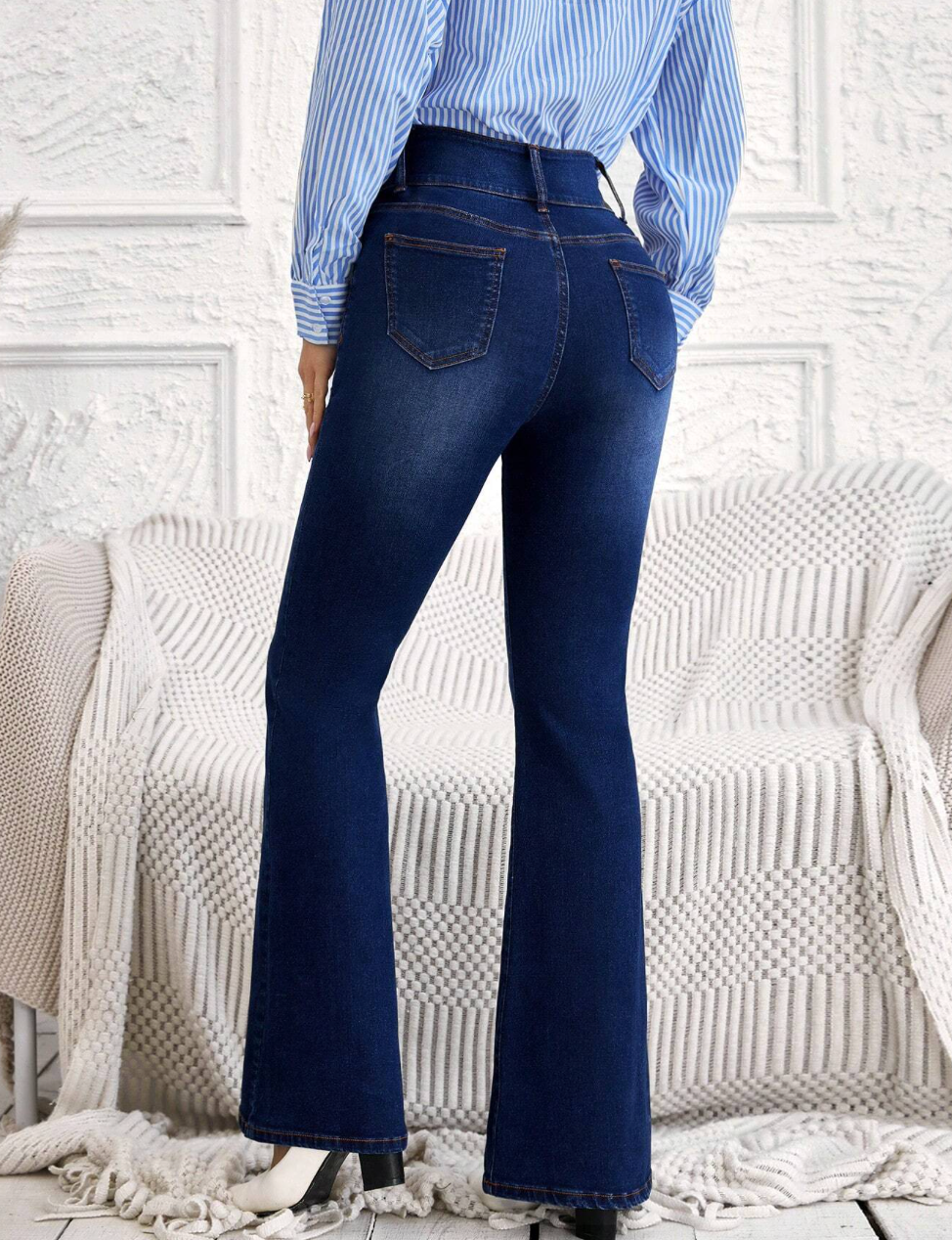 Jeans avec jambe évasée