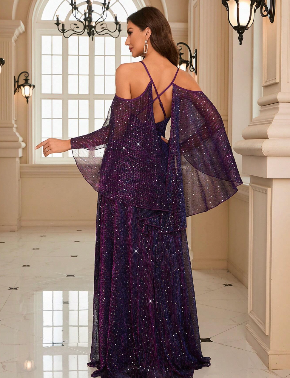 Robe de cérémonie longue avec épaules nues et paillettes