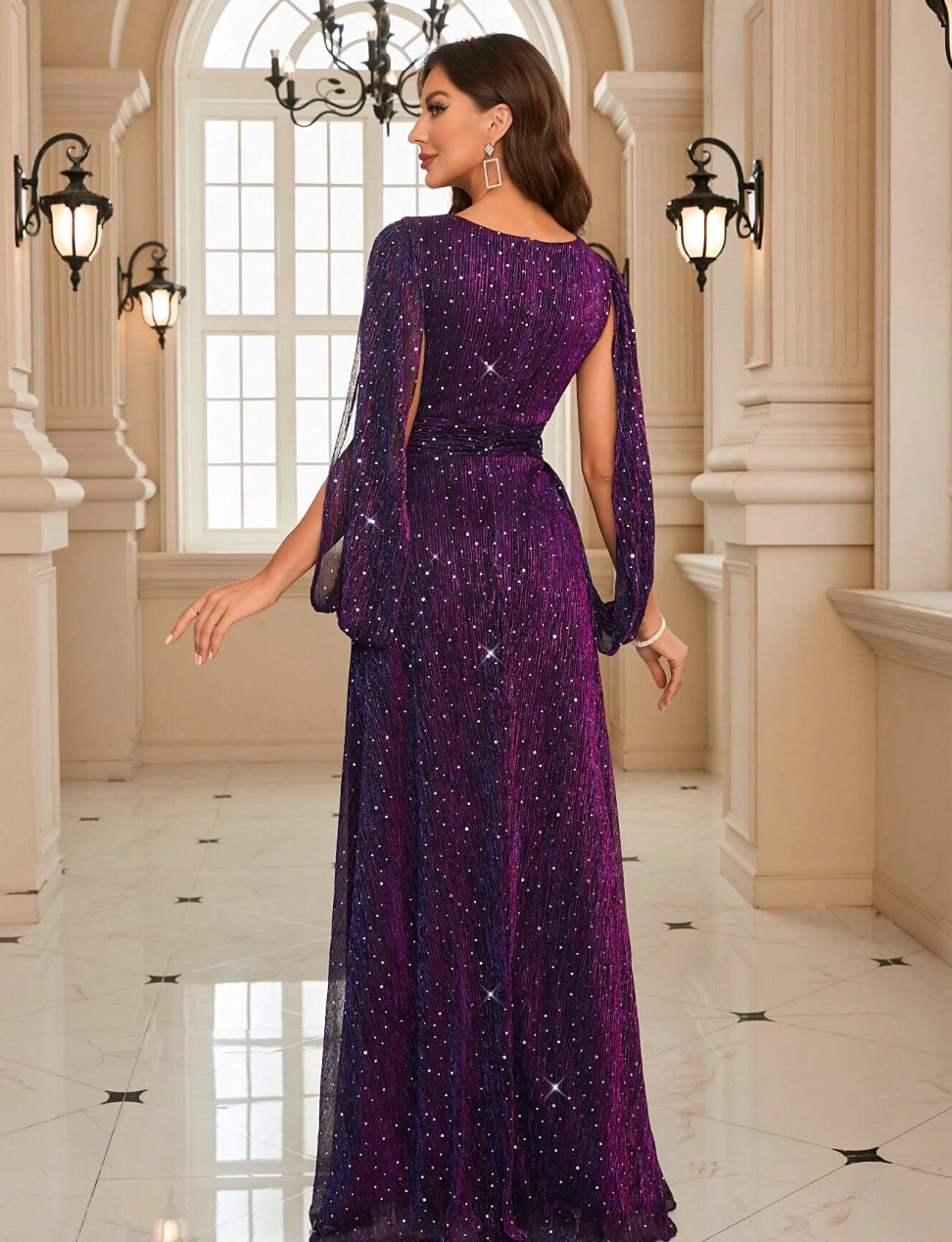 Robe de cérémonie longue à manches divisées et paillettes