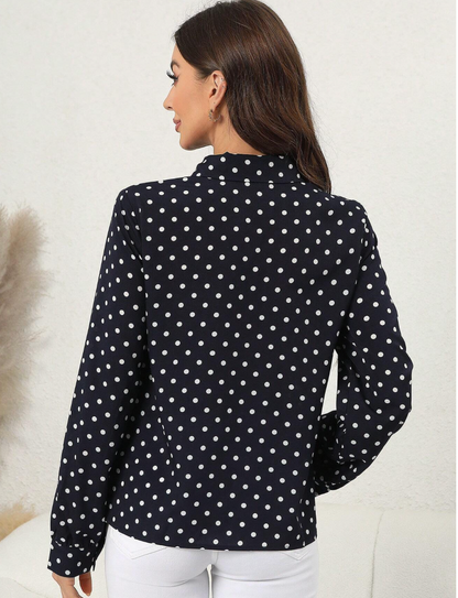 Chemise élégante avec motif pois