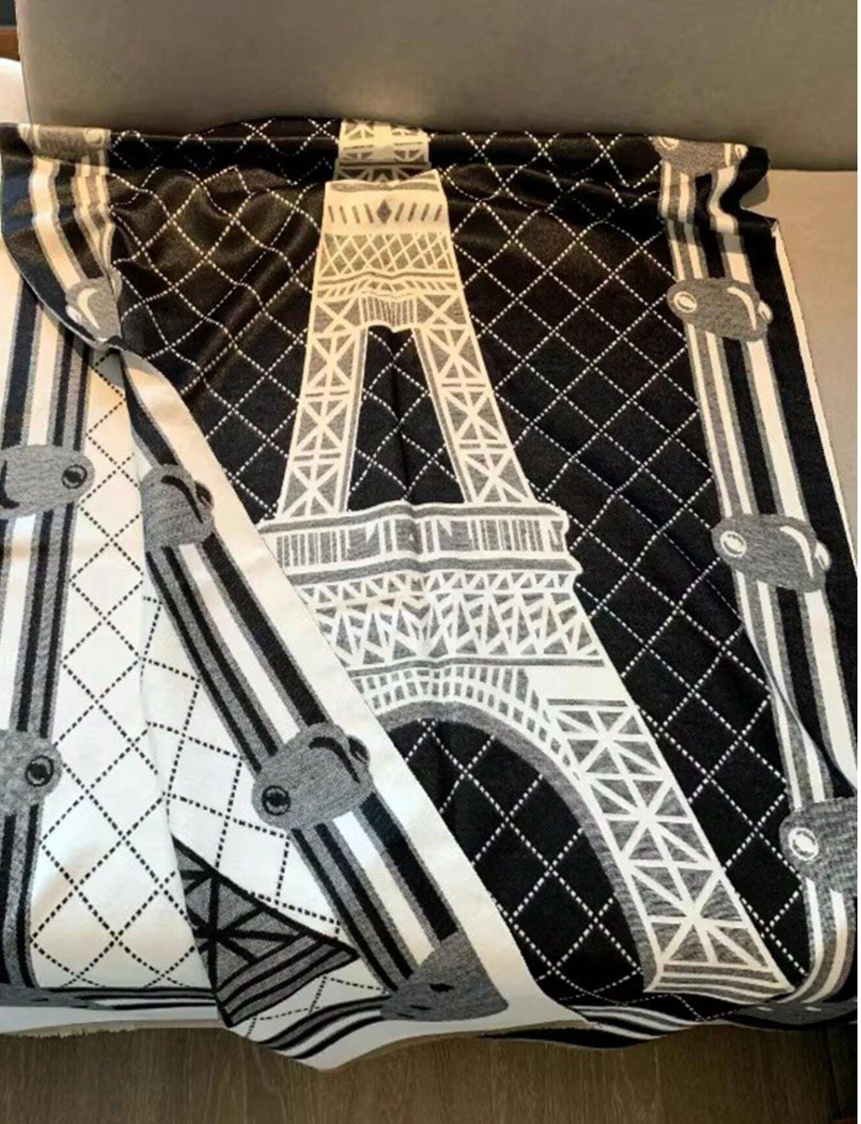 Echarpe élégante avec motif Tour Eiffel