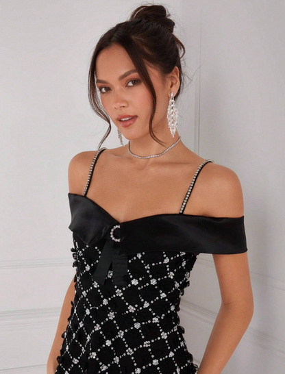 Robe élégante sans épaules avec paillettes