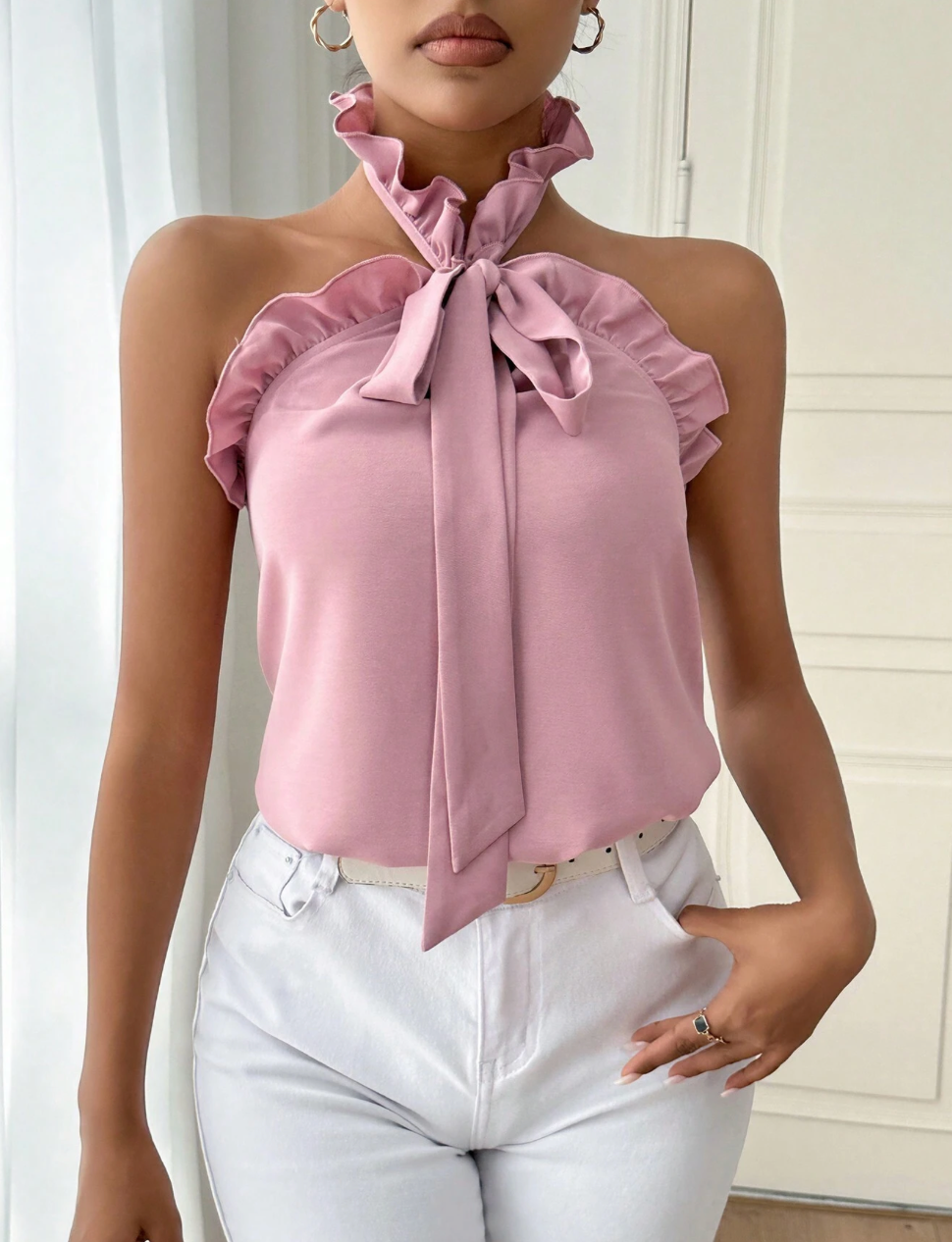 Blouse élégante avec épaules dénudés avec volants