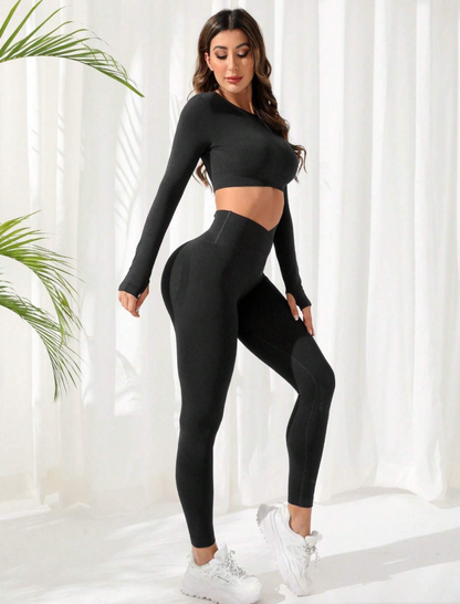 Ensemble t-shirt manches longues avec dos dénudé et legging de sport