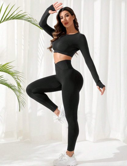 Ensemble t-shirt manches longues avec dos dénudé et legging de sport