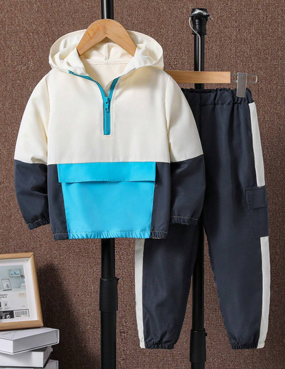 Ensemble Sweat à capuche avec poche et pantalon avec poches