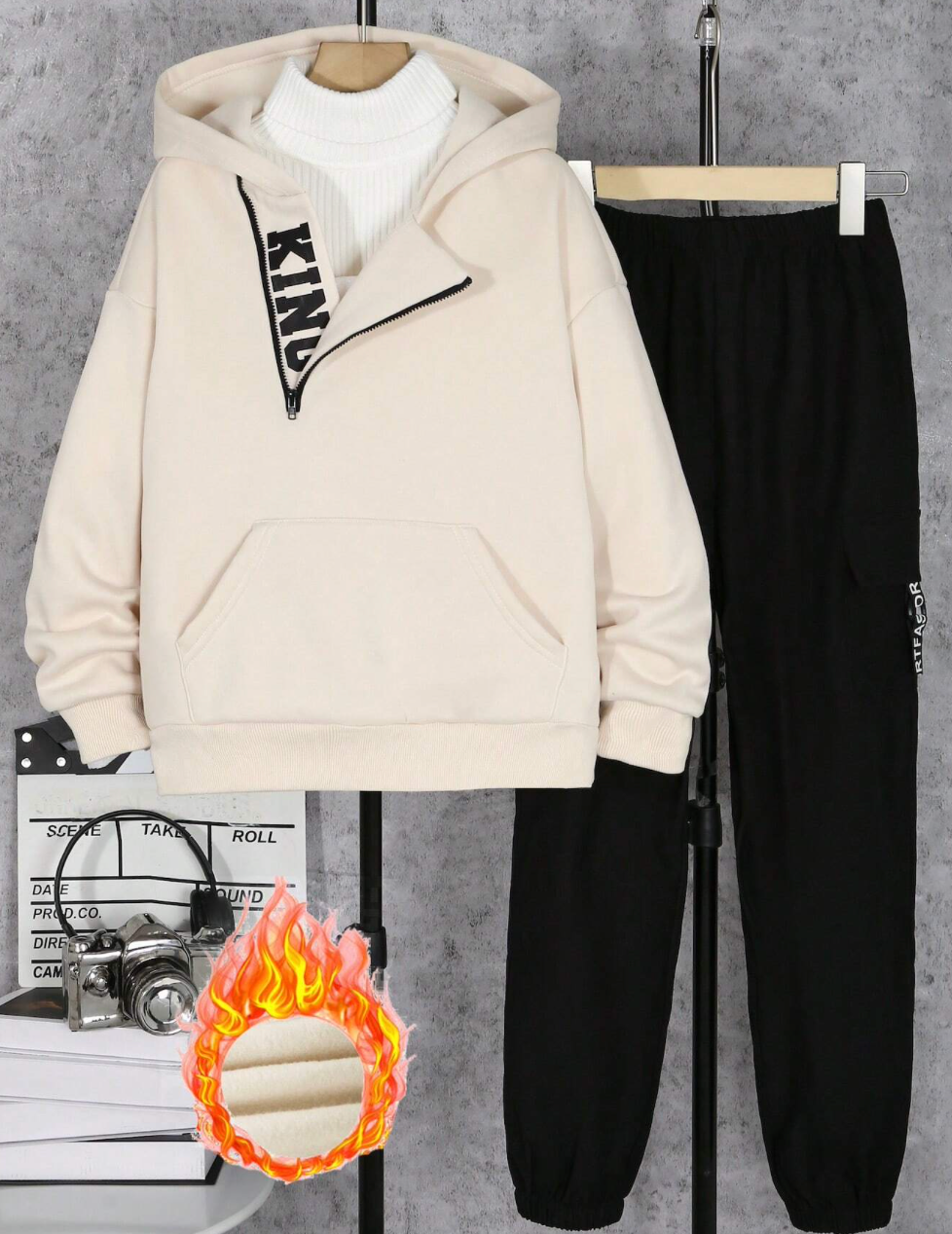 Ensemble sweat-shirt avec fermeture éclair et pantalon jogging