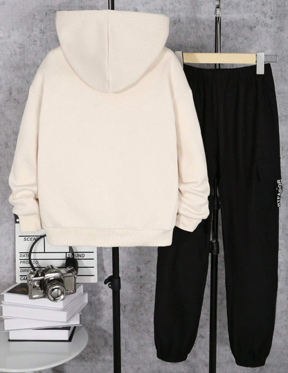 Ensemble sweat-shirt avec fermeture éclair et pantalon jogging