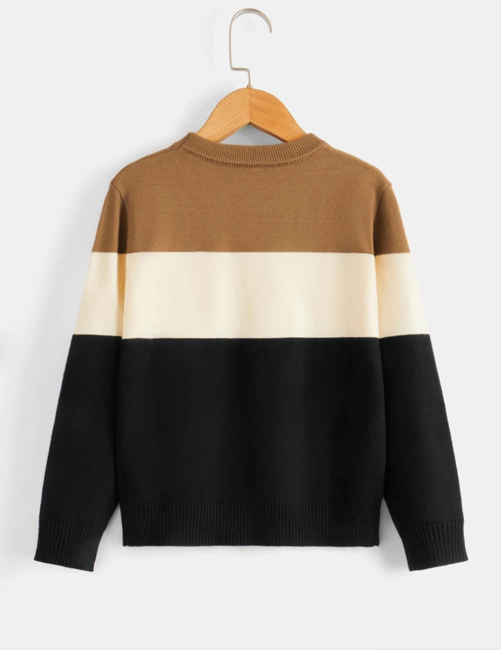 Pull l gant avec bloc de couleur et col rond