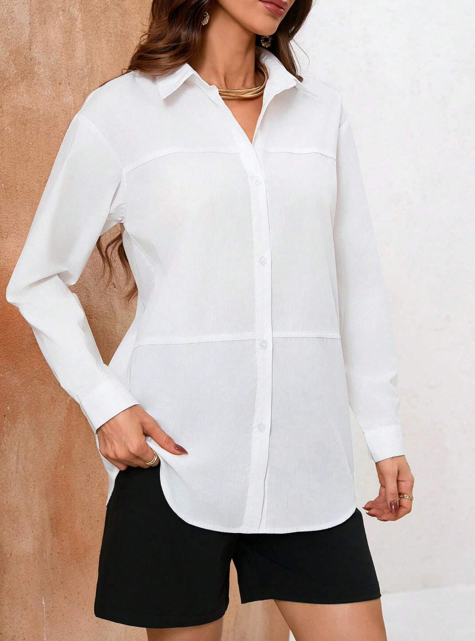 Chemise élégante avec marquage horizontal