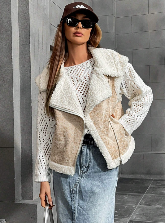 Manteau gilet avec fourrure pelucheuse