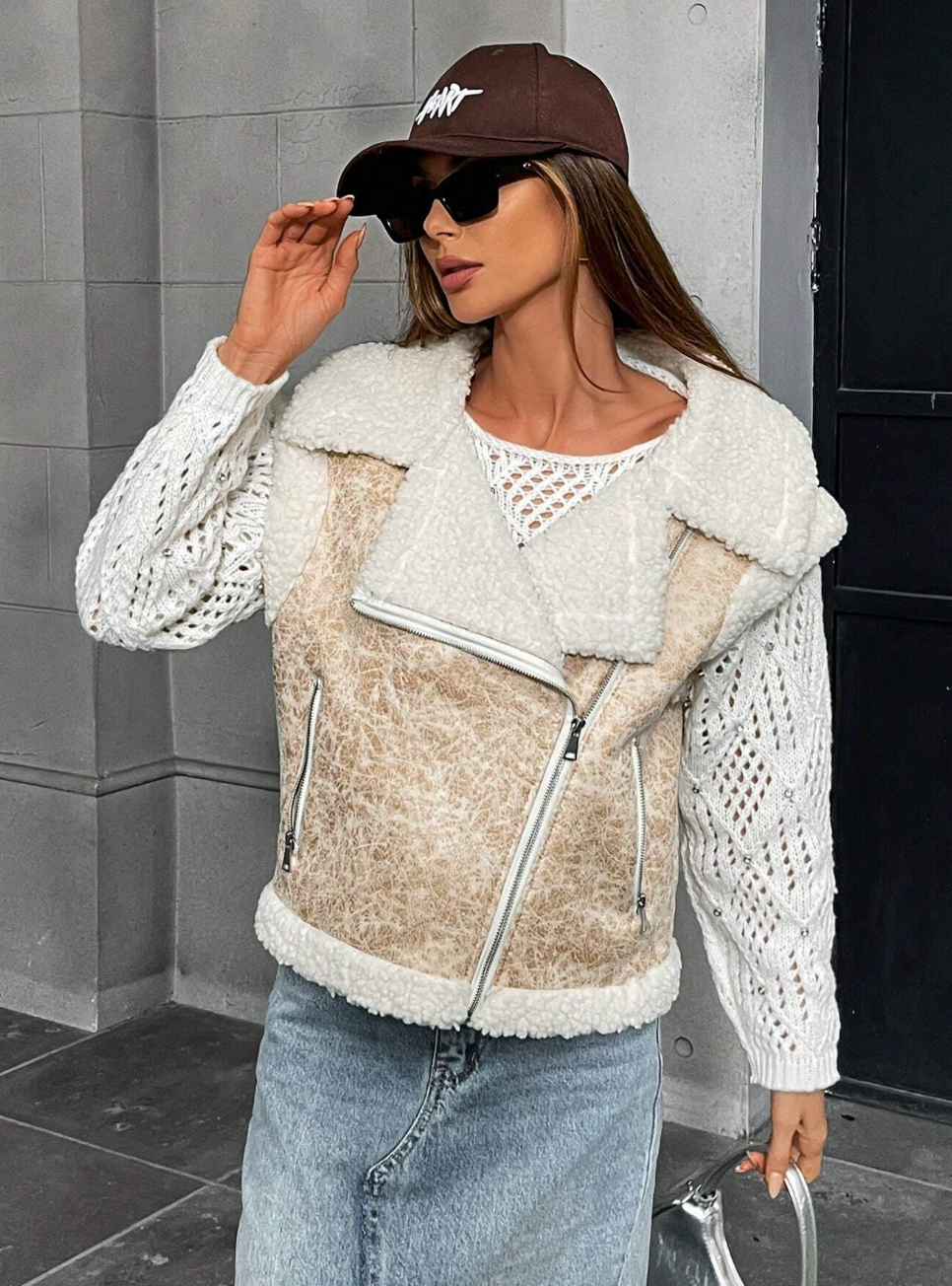 Manteau gilet avec fourrure pelucheuse