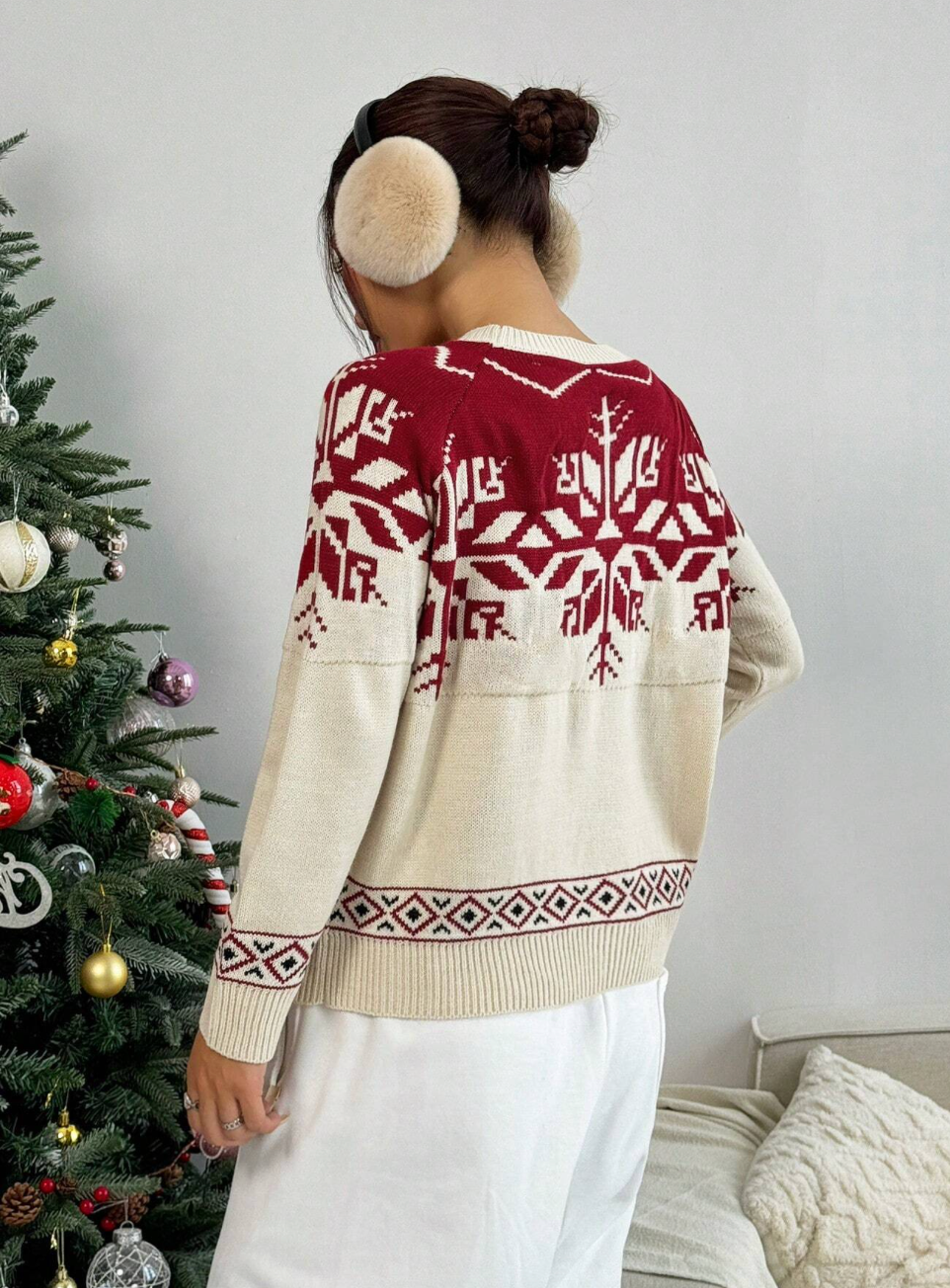 Pull de noël avec motif flocons de neige