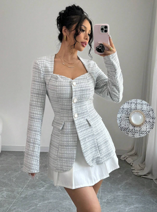 Blazer élégant en tweed avec décolleté en coeur