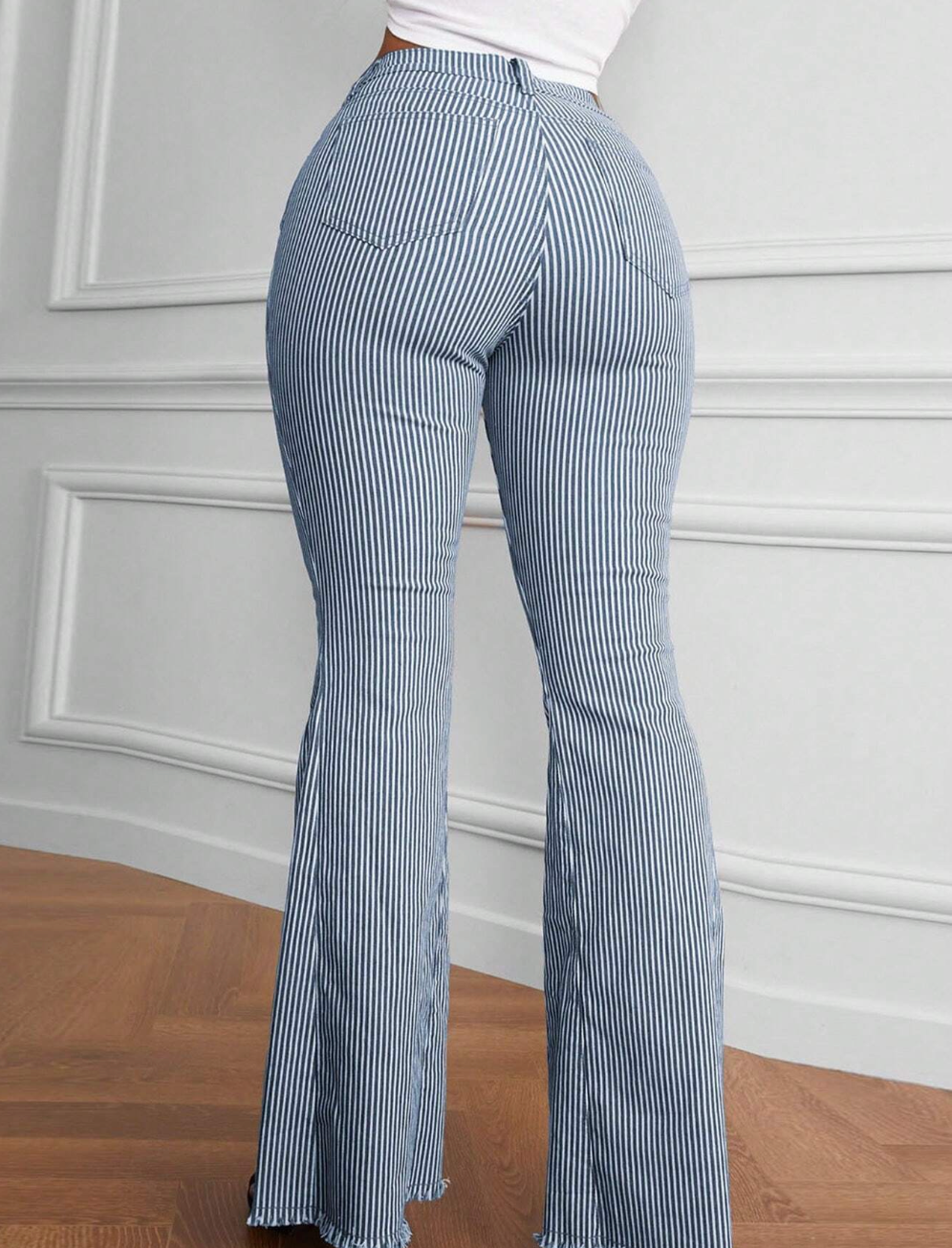 Pantalon évasé avec motif à rayures