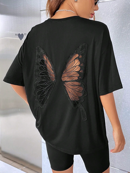 T-shirt avec papillon brodé