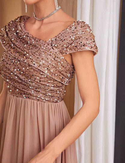 Robe de cérémonie élégante avec détails strass