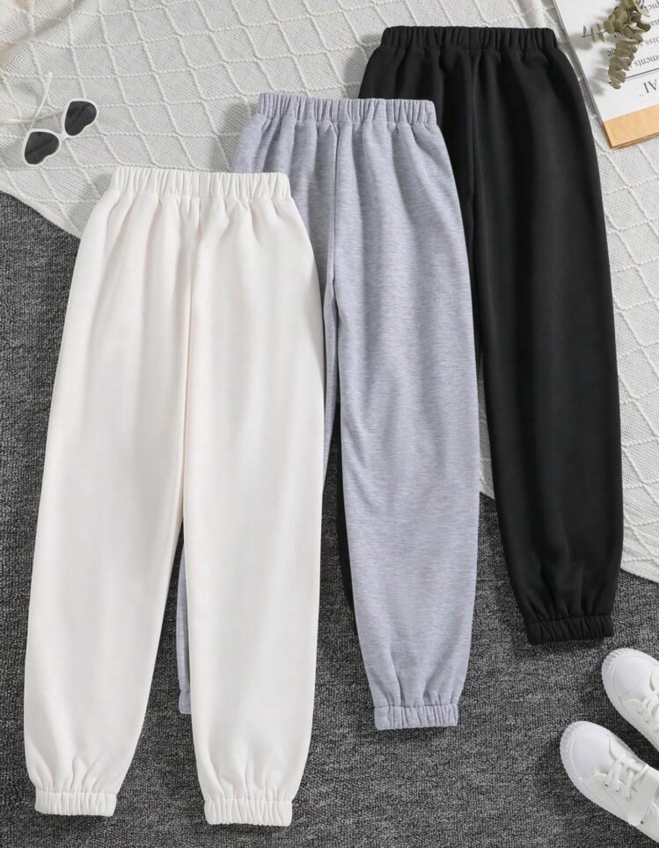 Ensemble pantalon jogging fille avec motif cœur