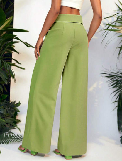 Pantalon classique avec taille haute pliée